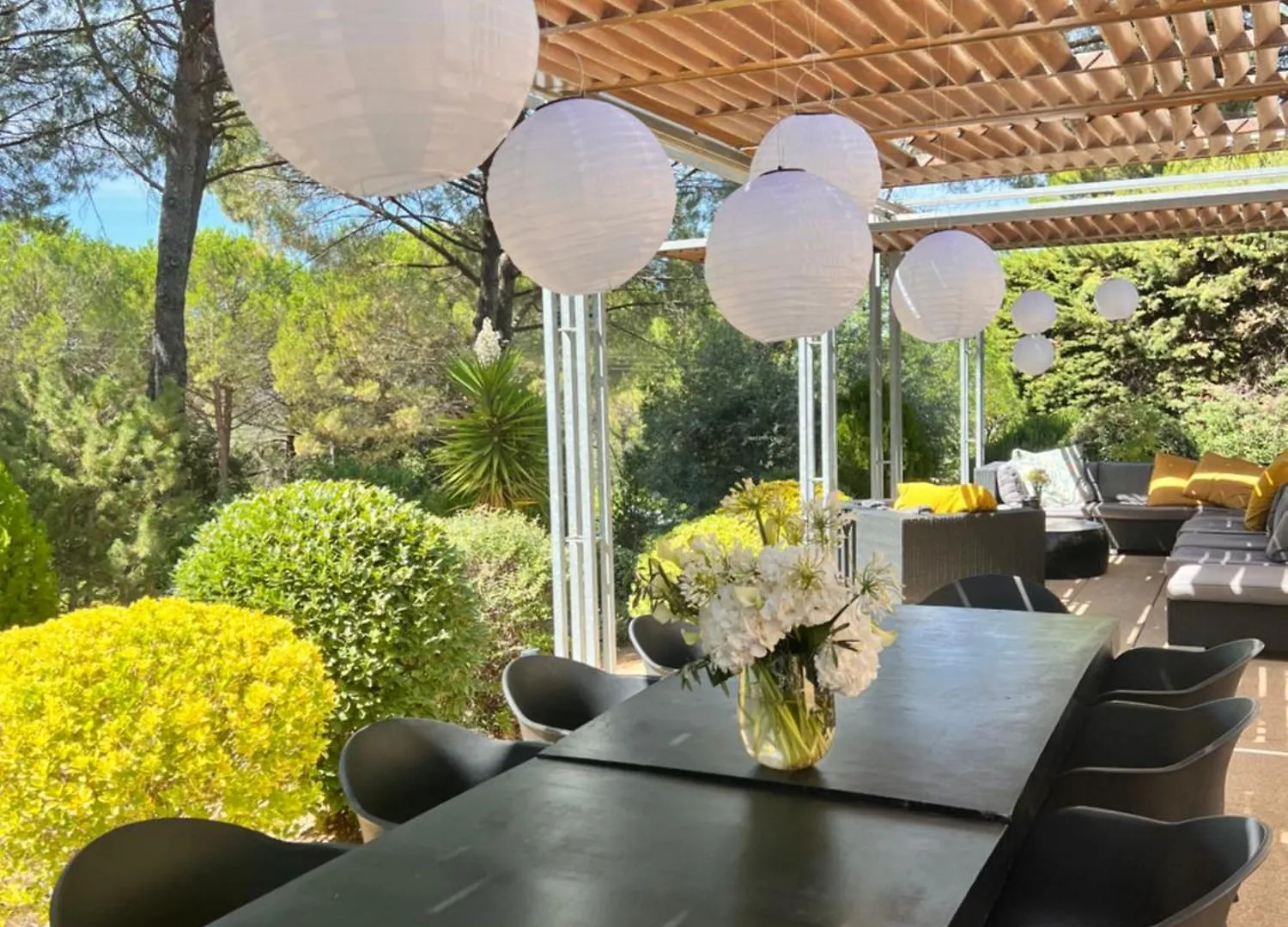 Bed & Breakfast Provence Mon Amour La Tour-d'Aigues France